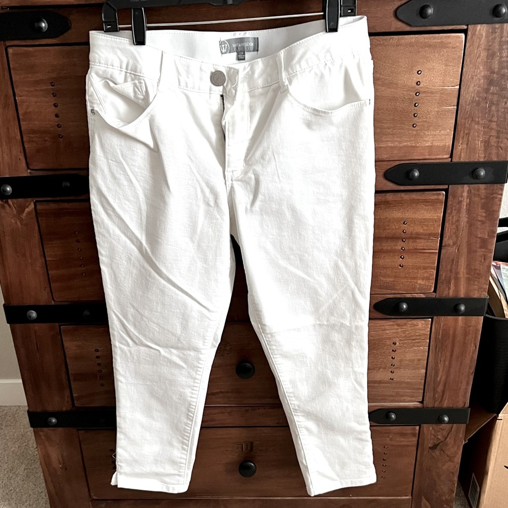 Wit & Wisdom Capris - 12P